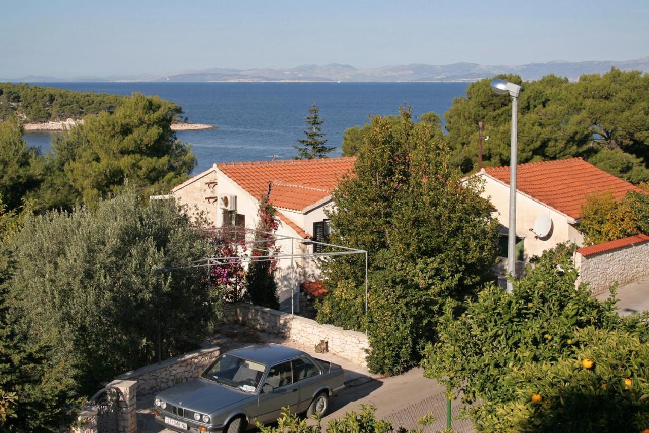 Apartments By The Sea Splitska, Brac - 2923 Postira Extérieur photo